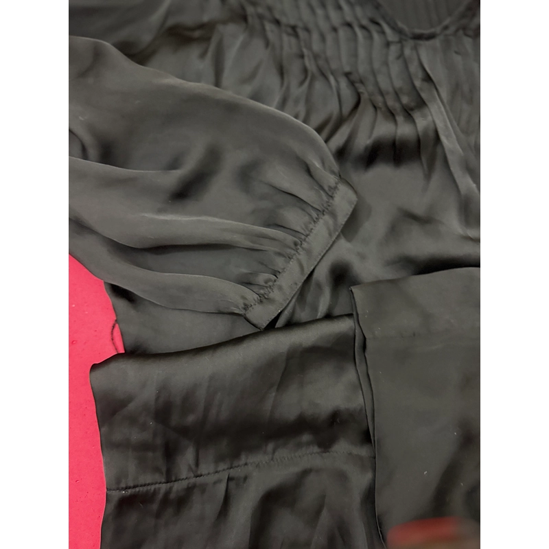 Áo kiểu nữ, lụa mềm cao cấp đẹp, size S đã sử dụng , mới 80 % 541390