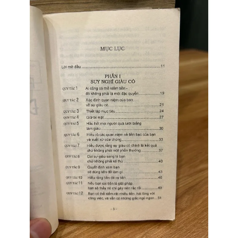 Những quy tắc để giàu có (The Rules of Wealth) – Richard Templar 570761