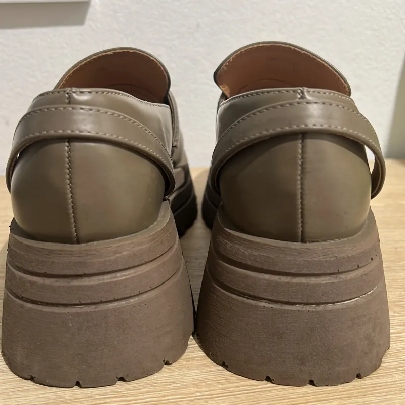 Giày loafer nữ dễ phối đồ 1029655