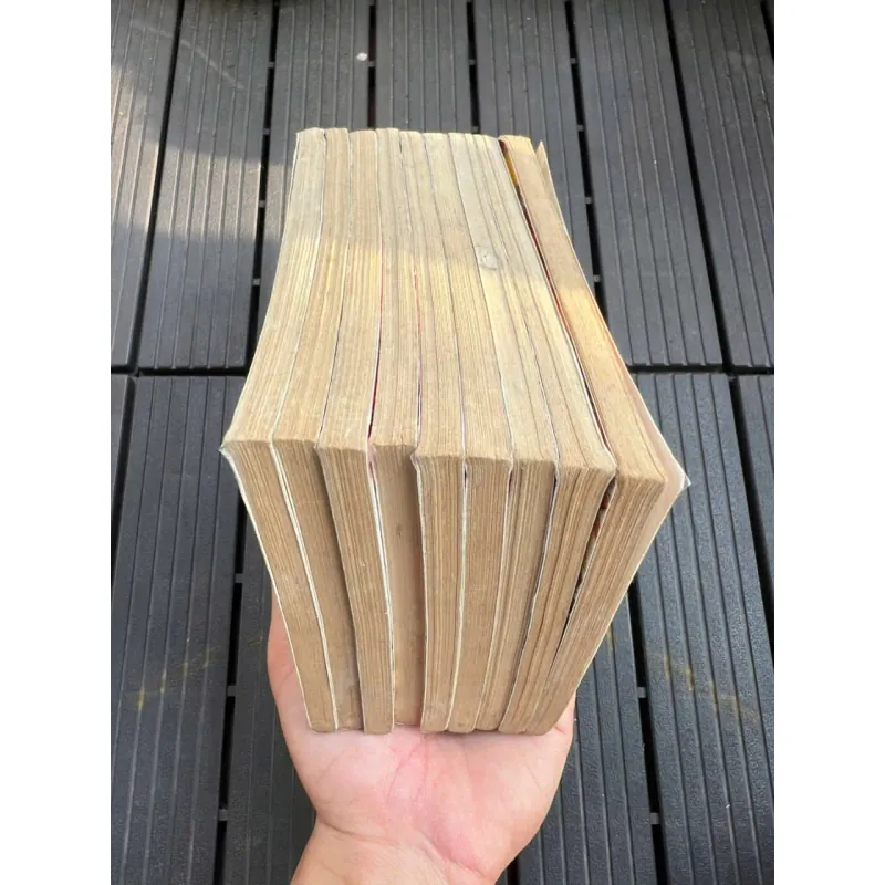 HIỆP SĨ CÓ PHÉP MÀU 957351