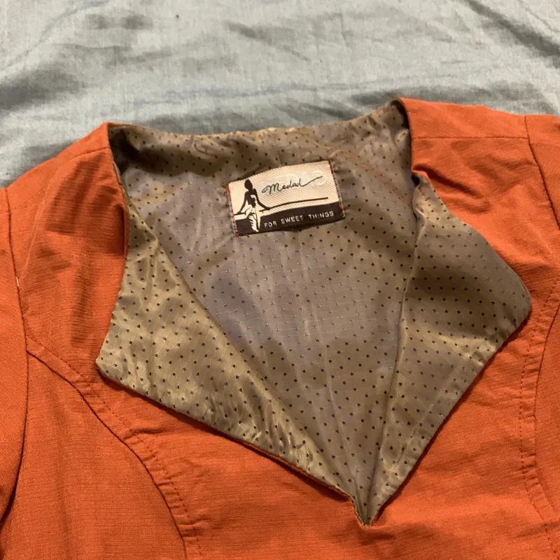 Áo kiểu nữa form dài may hai lớp mới 100% size xs màu cam đất  729199