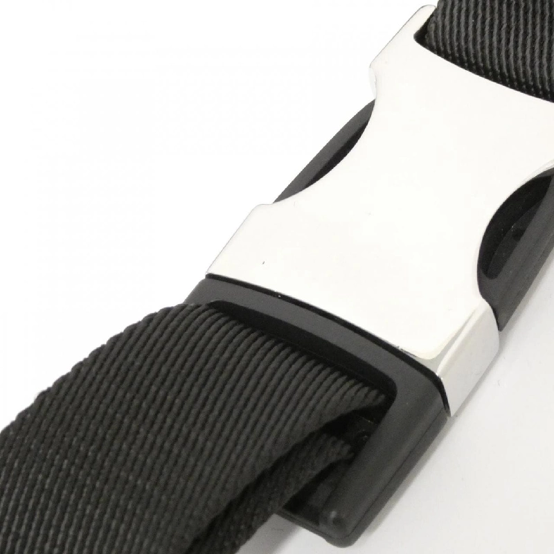 Túi đeo chéo Louis Vuitton Taiga Lama Bum Bag Outdoor M30245 613279