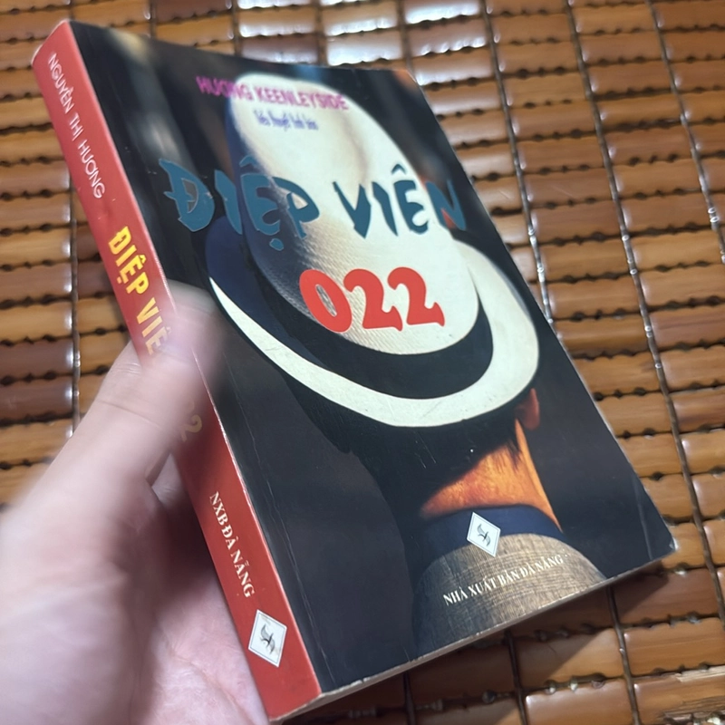 Điệp viên 022 - Hương Keenleyaide 523395