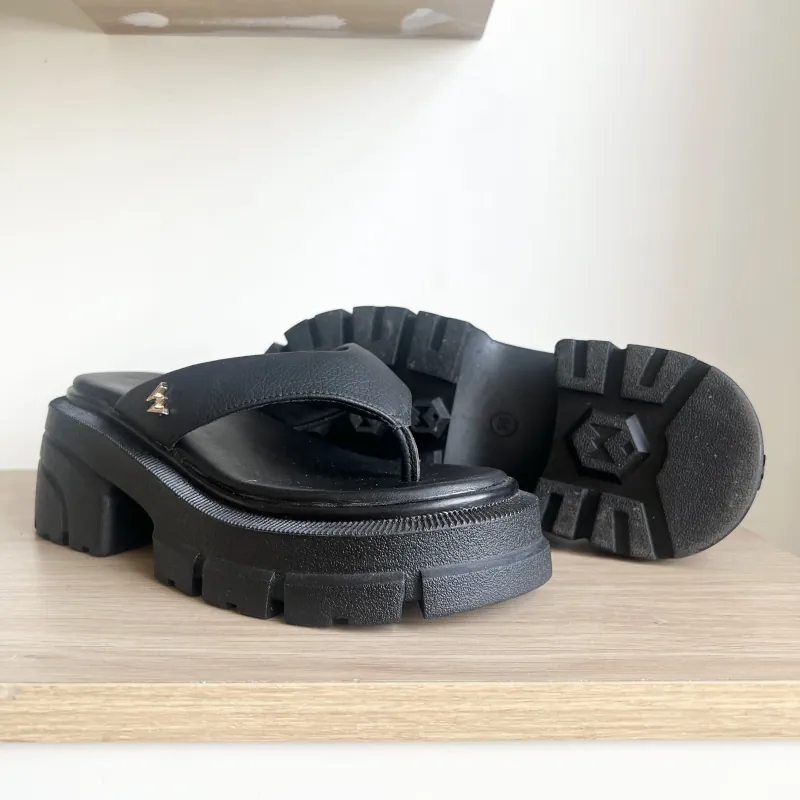 Dép sandal nữ THE QUEEN WOLF màu đen size 36 596009
