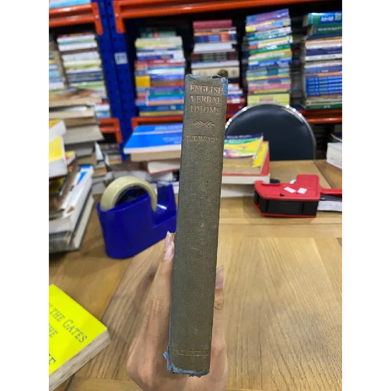 English Verbal Idioms - Frederick T. Wood 562797