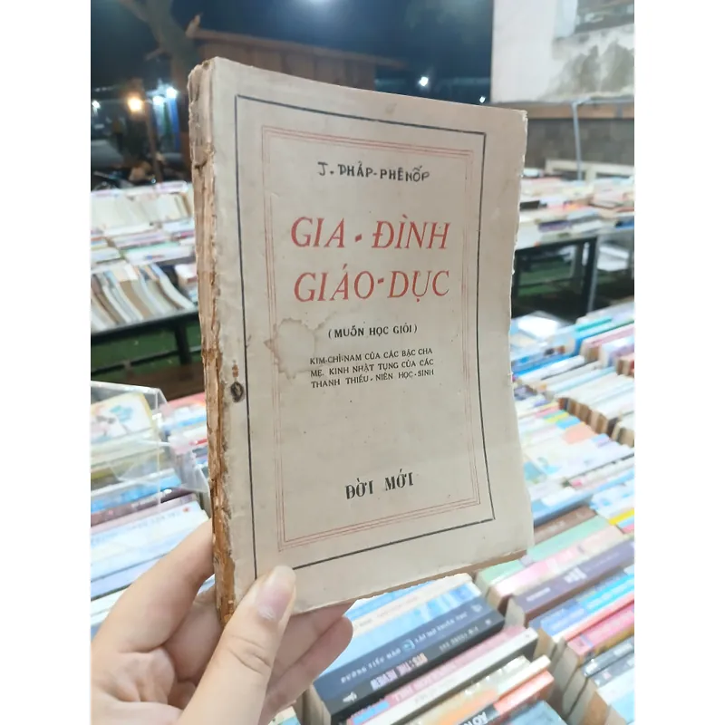 GIA ĐÌNH GIÁO DỤC - THÁI PHỈ dịch 728440