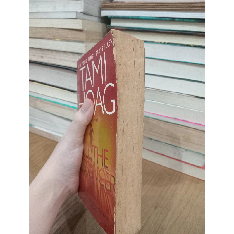 Kill the messenger - Tami Hoag 716410