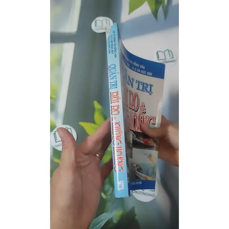 Quản Trị Rủi Ro & Khủng Hoảng - Đoàn Thị Hồng Vân & Kim Ngọc Đạt & Hà Đức Sơn 1018962