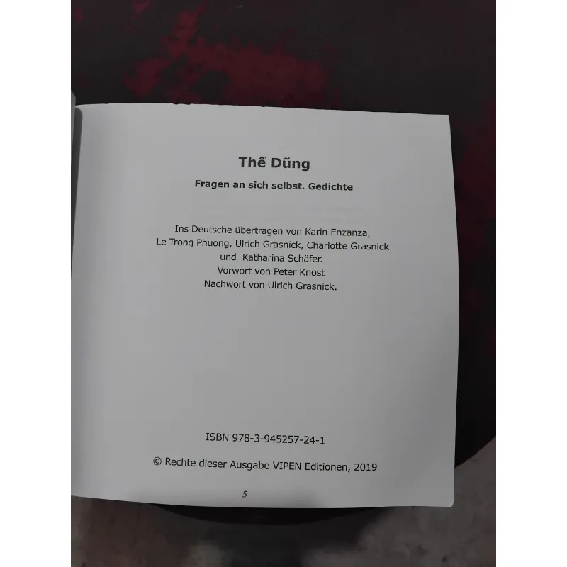 Tự vấn tập thơ của nhà thơ Thế Dũng  992808