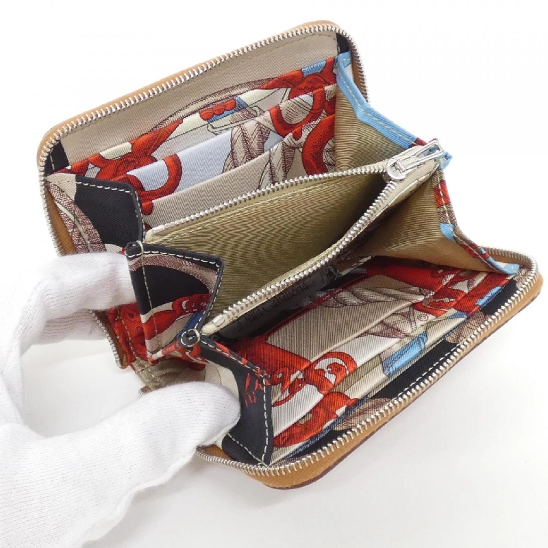 Ví Hermès DELLA CAVALLERIA bằng lụa kiểu dáng nhỏ gọn 086408CK 622359