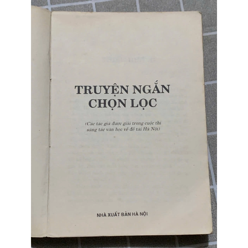 TRUYỆN NGẮN VIỆT NĂM CHỌN LỌC 543766