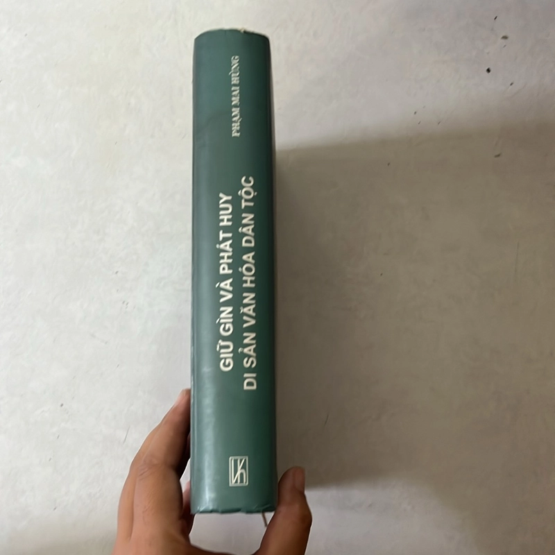 Giữ gìn và phát huy di sản văn hoá dân tộc - Phạm Mai Hùng 503201