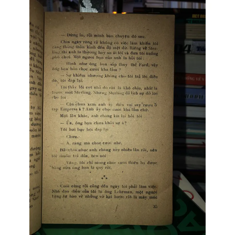 Một thời chìm nổi - Hồi ký của vua hề Sạc Lô 786045