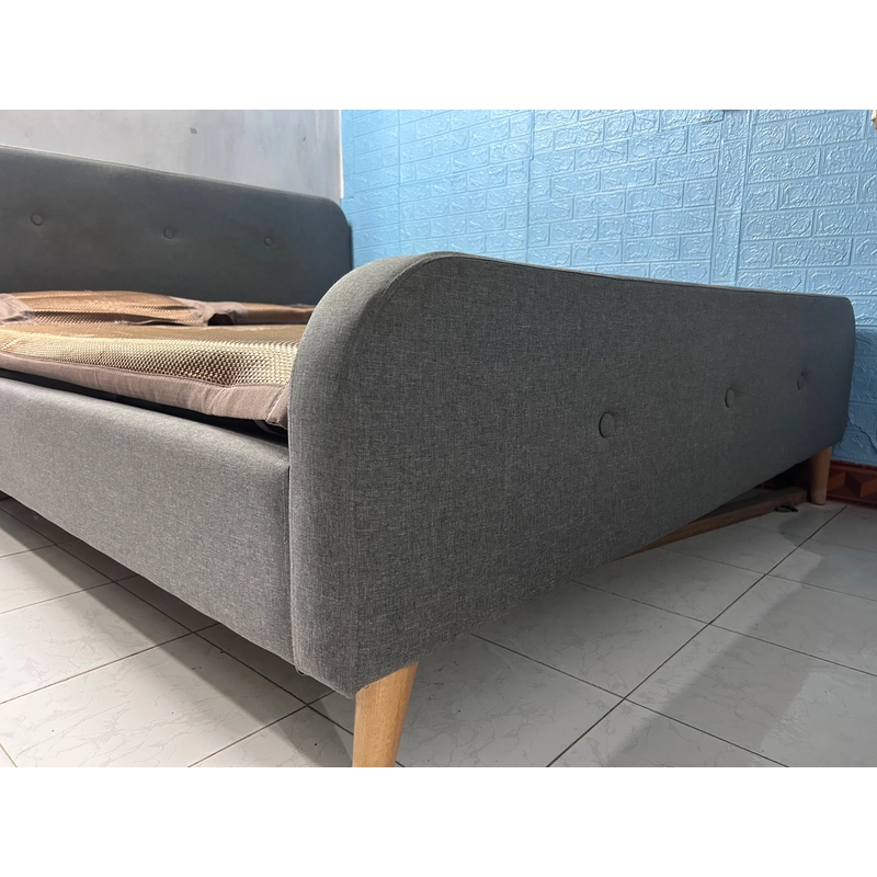 Thanh lý giường tặng đệm 442594