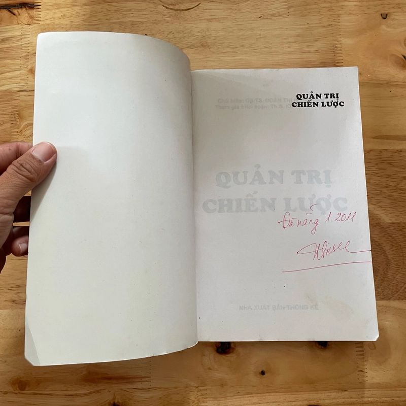 II Tựa sách: Quản Trị Chiến Lược - 2010 467447