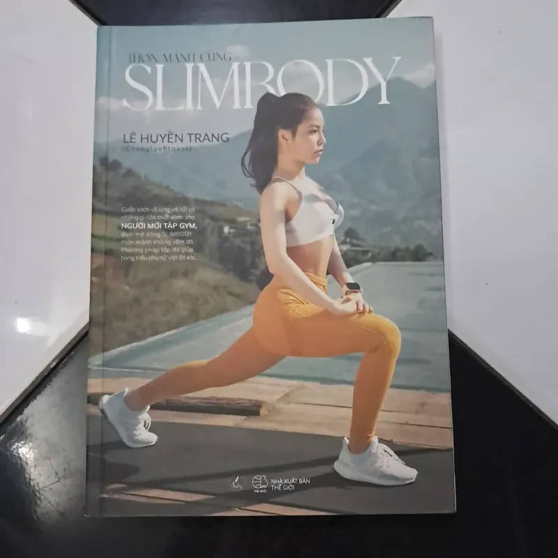 Thon mảnh cùng Slimbody 1003278
