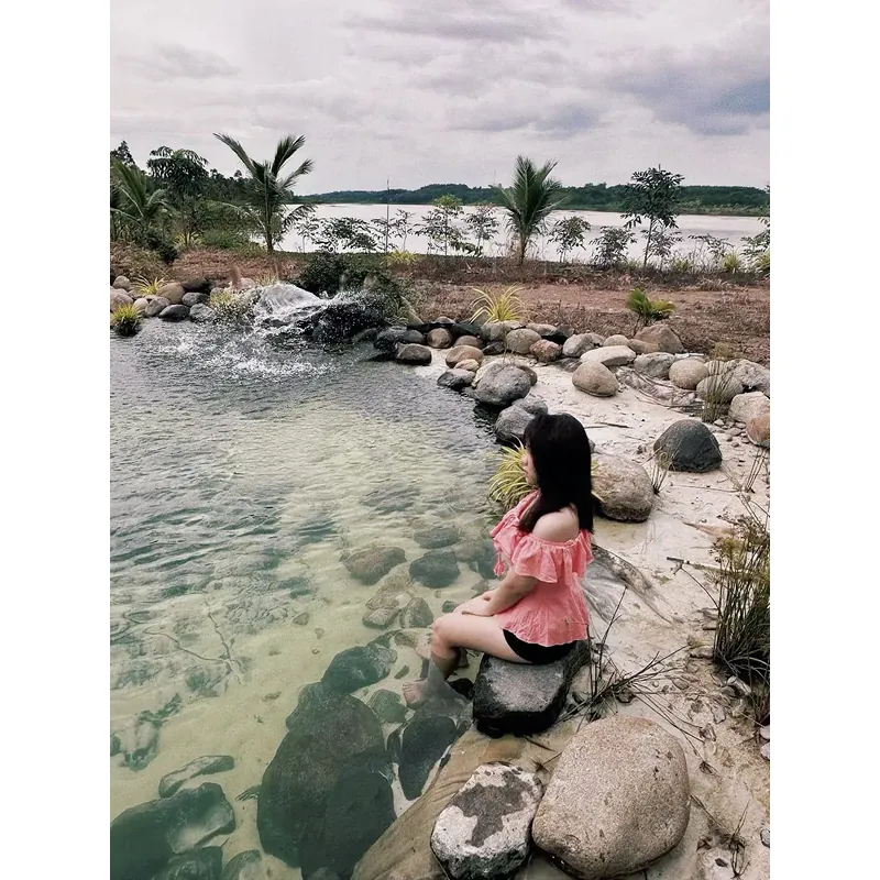 áo trễ vai,no brand,size m-l,tình trạng :mặc 2lần 674312