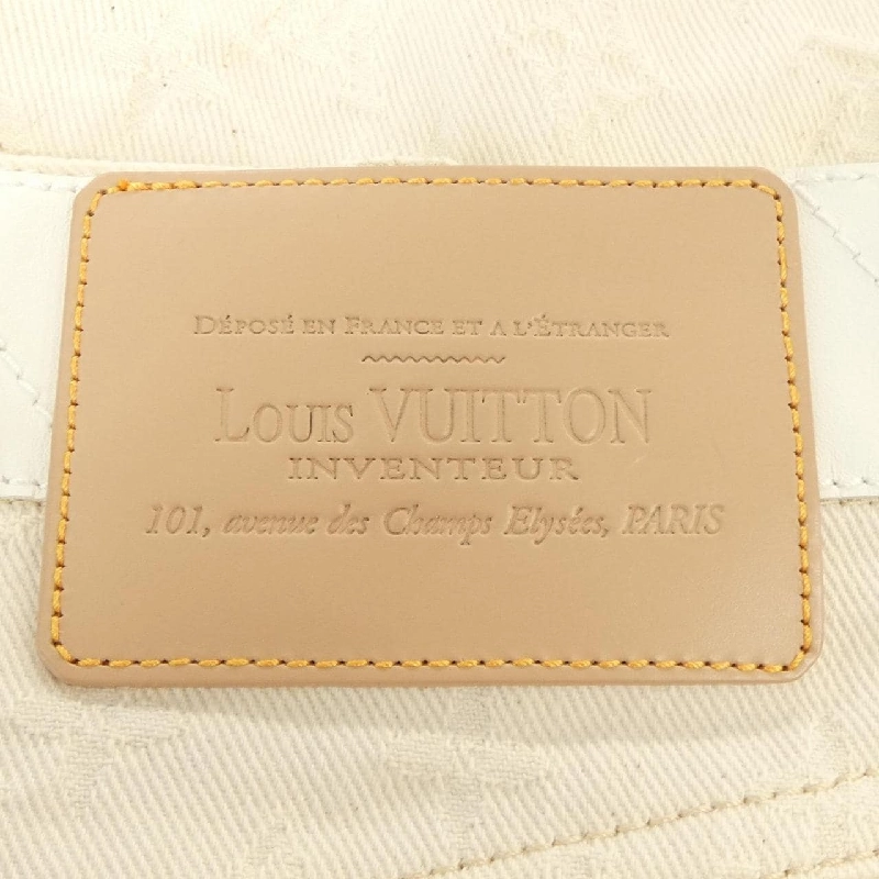 Chân váy LOUIS VUITTON FBSK31XPO - Hàng hiệu Authentic 819533
