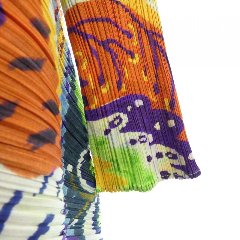 Pleats Please 2023 SNOWRUNNER PP33JK695 7578082 Áo 633539