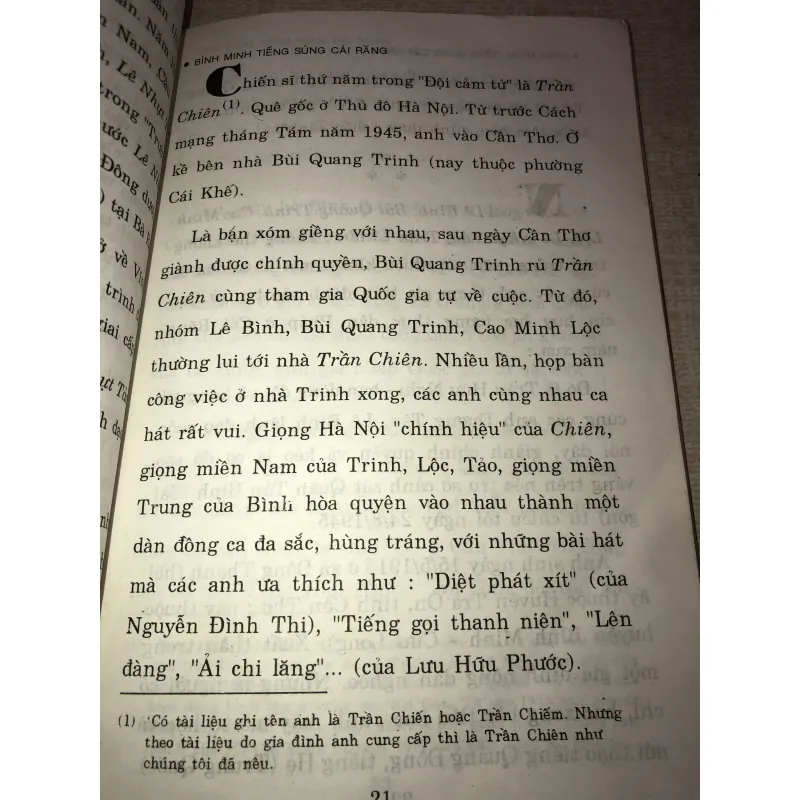 Bình minh tiếng súng cái răng 996401