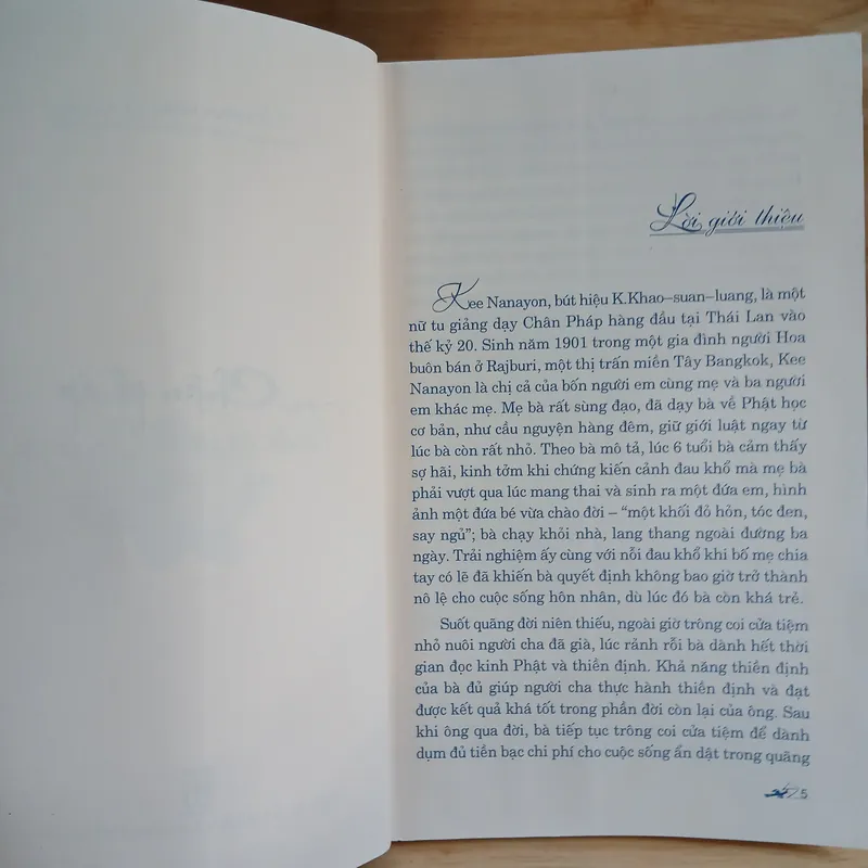 Chân Pháp - Thuần Khiết & Giản Dị (Upasika Kee Nanayon) 696895