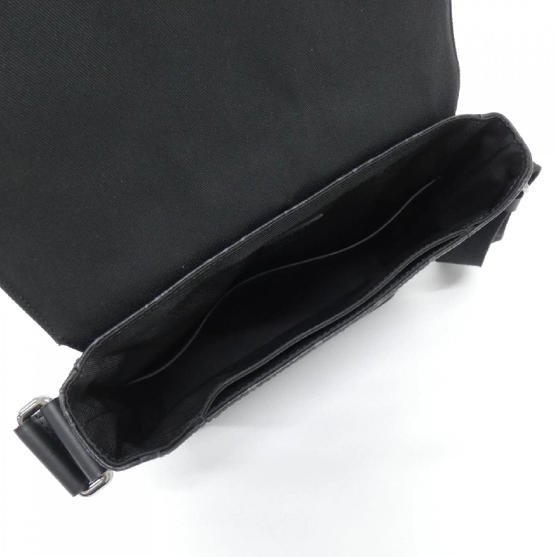 Túi xách vai Louis Vuitton Monogram Eclipse District PM M44000 - Hàng hiệu Authentic 801748