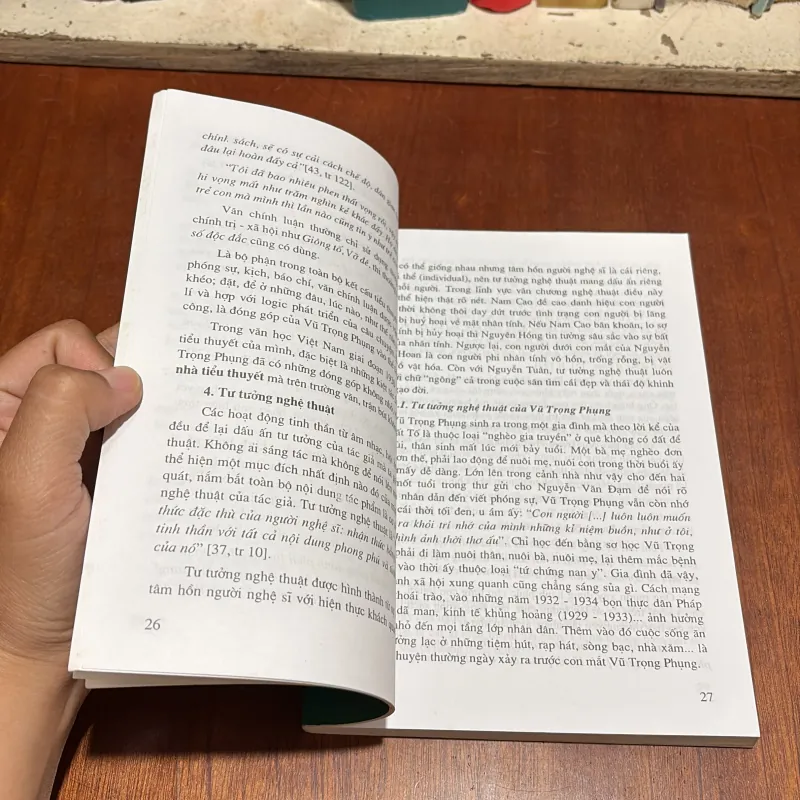 II Bình Luận Văn Học: Nghệ Thuật Tiểu Thuyết Vũ Trọng Phụng - TS. Đinh Lựu - 2010 801117