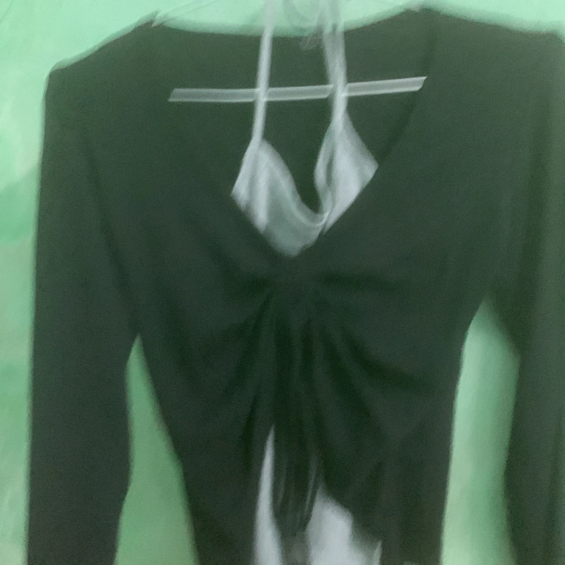  Áo croptop tay dài + lớp áo trong 35k 1 cái , 70kg quay đầu là vừa 497921