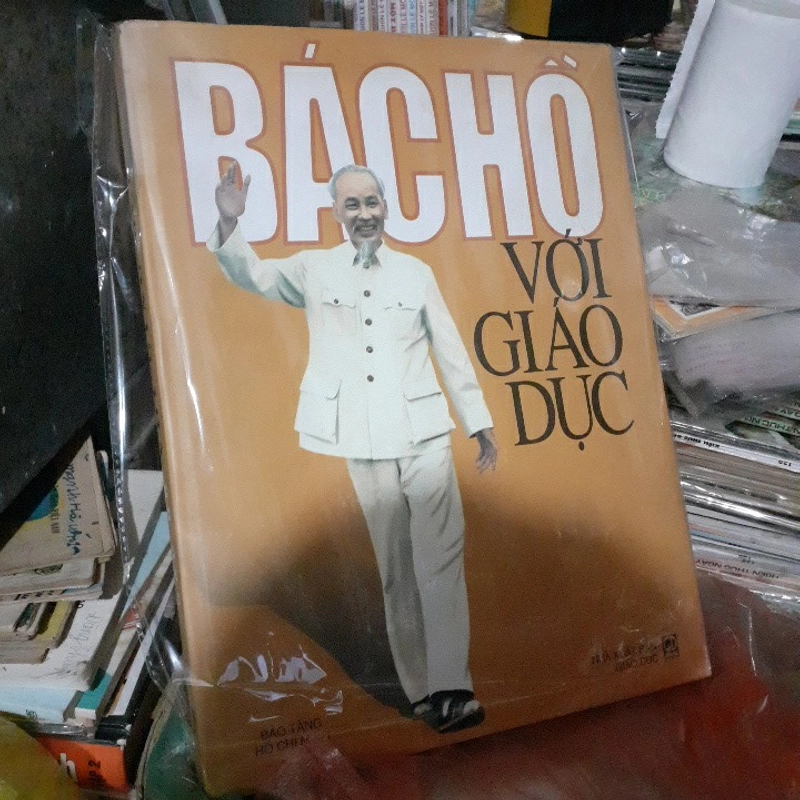 Bác Hồ với giáo dục  354905