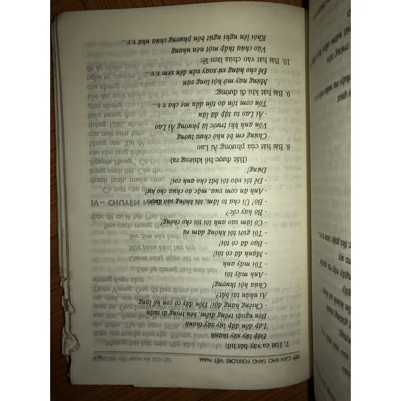 Tiếp cận kho tàng Folklore Việt Nam 731868