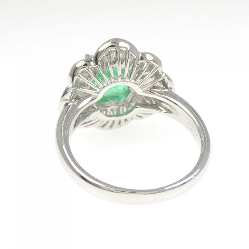 Nhẫn Emerald PT900 1.91CT - Hàng hiệu Chính hãng 852337