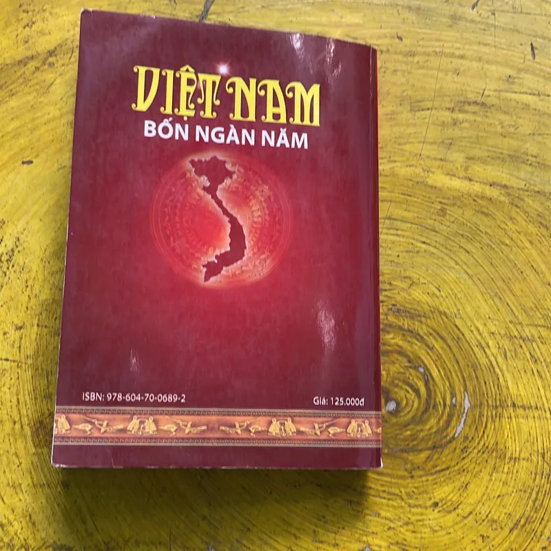 VIỆT NAM BỐN NGÀN NĂM- NGUYỄN THỊ HUỆ 609588