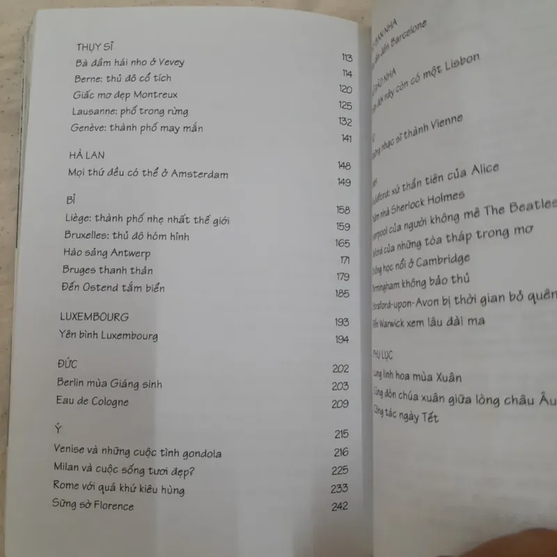 Venise và những cuộc tình gondola. Dương Thụy 596019