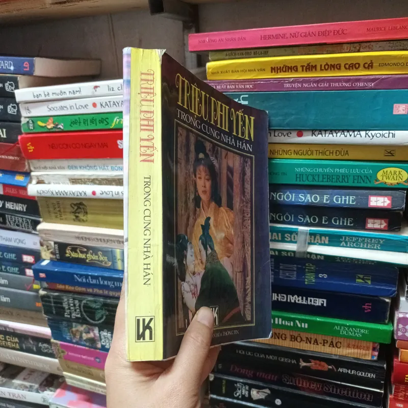 Triệu Phi Yến Trong Cung Nhà Hán 692824