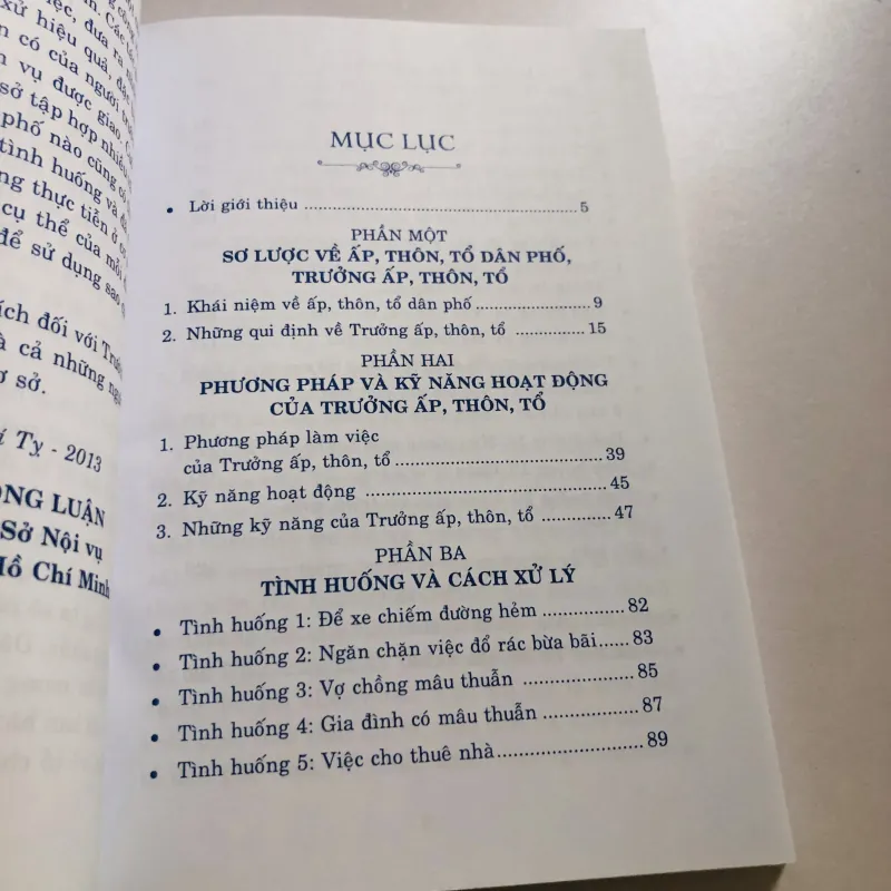 KỸ NĂNG QUẢN LÝ ĐIỀU HÀNH TẠI ẤP - THÔN - TỔ DÂN PHỐ  749198