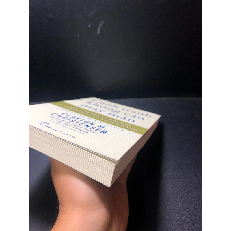 [59K/kg] Cạnh tranh không cần may mắn và câu chuyện về đổi mới và chọn lựa của khách hàng Clayton M.Christenen Taddy Hall, Karen Dillon, và David S.Duncan 2018 mới 70% ố nhẹ, quăn mép góc HCM1111 436900