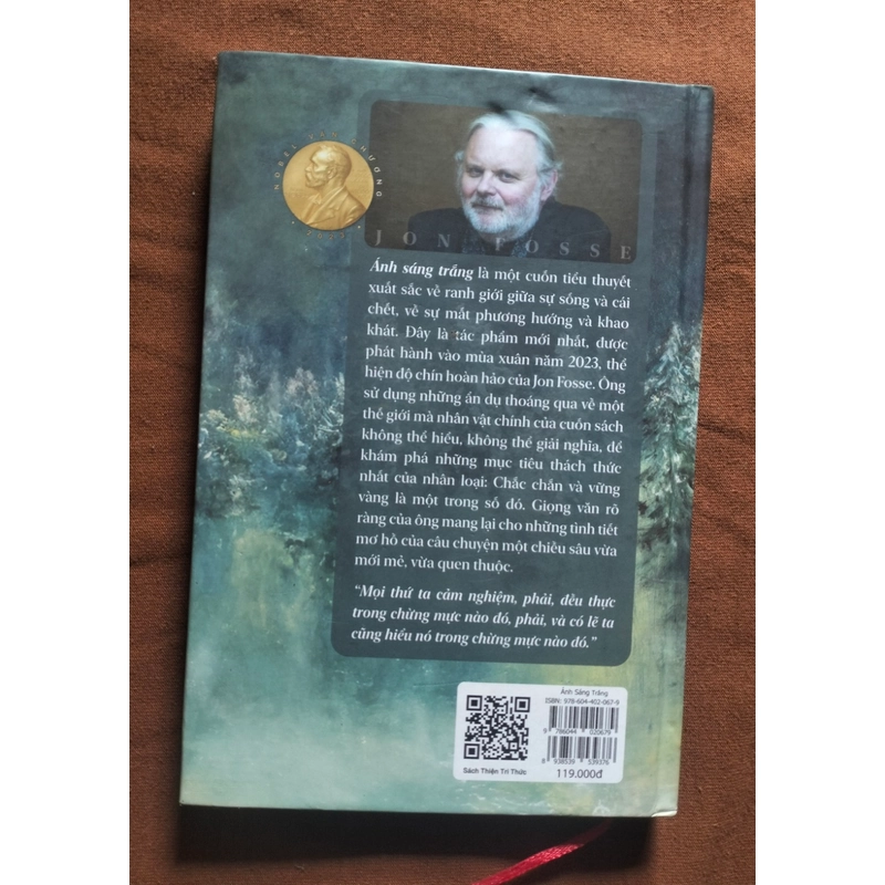 Tiểu thuyết "Ánh Sáng Trắng" – Jon Fosse, sách cũ còn mới 95% 442020