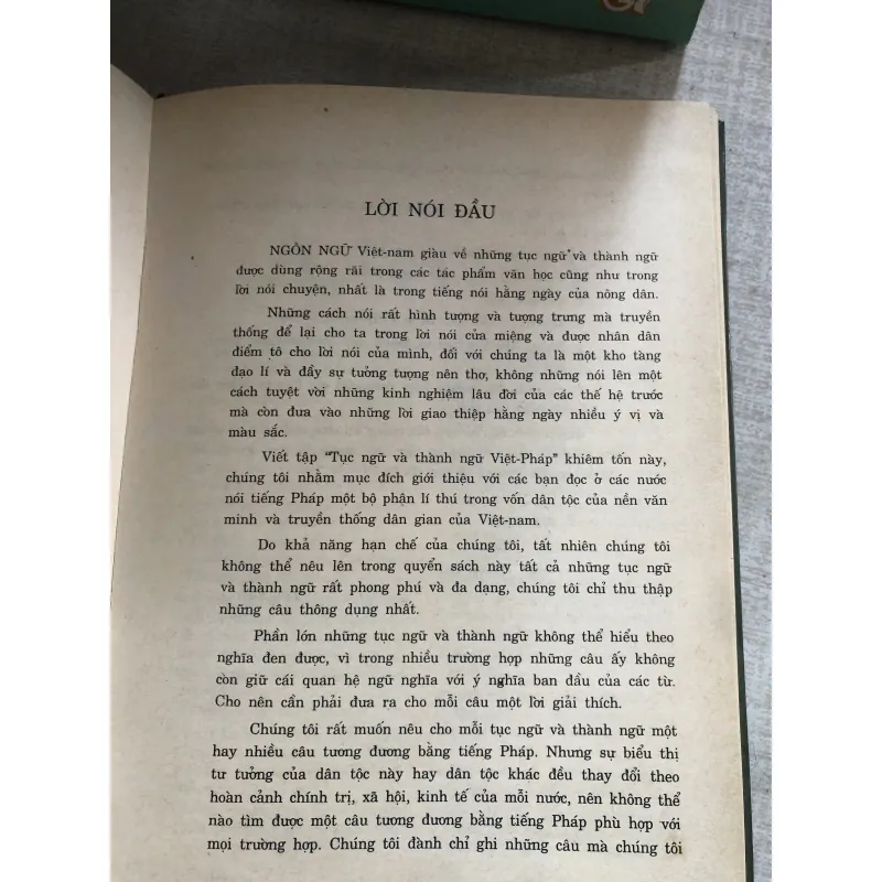 Từ điển thành ngữ, tục ngữ Việt - Pháp 778909