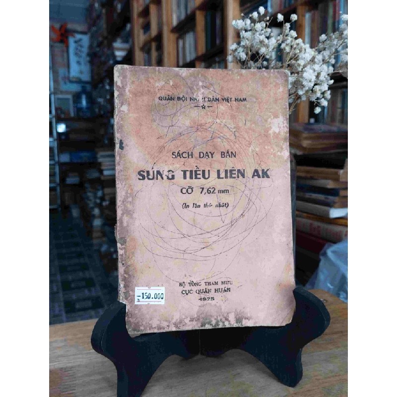 Sách dạy bắn súng tiểu liên AK cỡ 7,62 mm 53617
