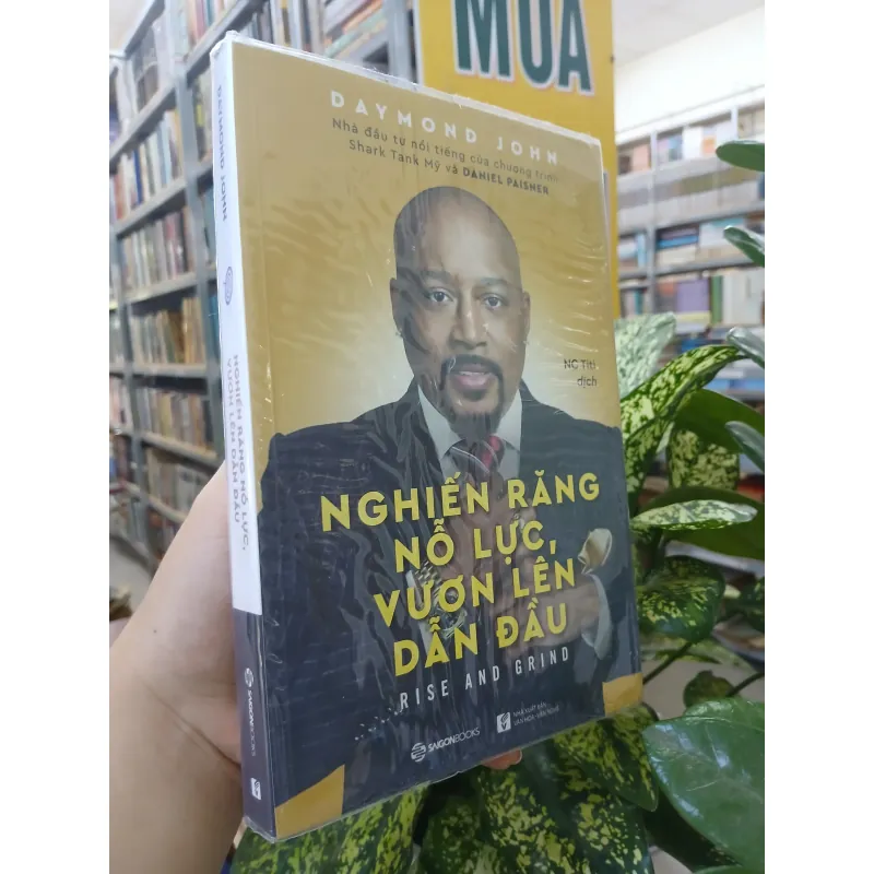 NGHIẾN RĂNG NỖ LỰC, VƯƠN LÊN DẪN ĐẦU - DAYMOND JOHN 745732