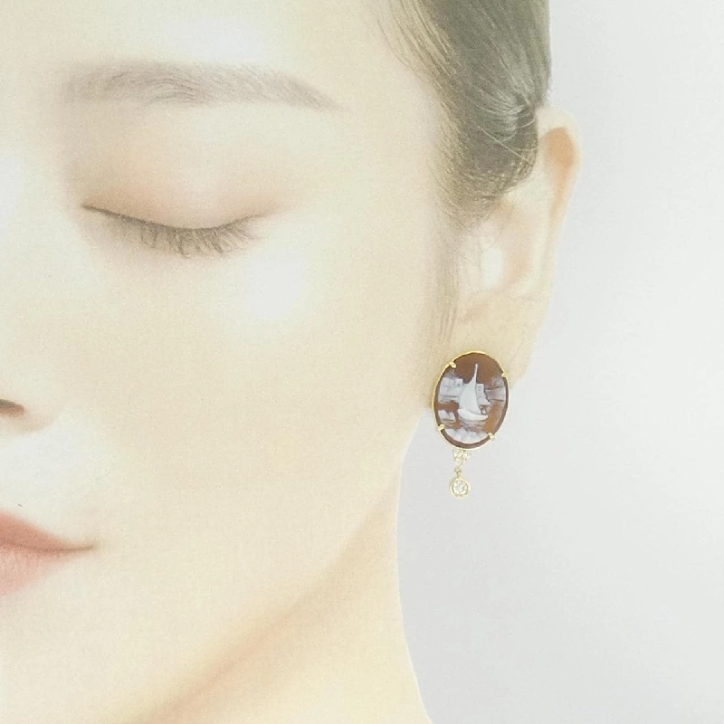 K18YG Shell Cameo Bông Tai - Hàng hiệu Chính hãng 878262