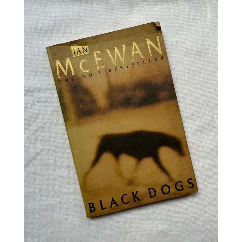 Black Dogs - Ian McEwan 786856