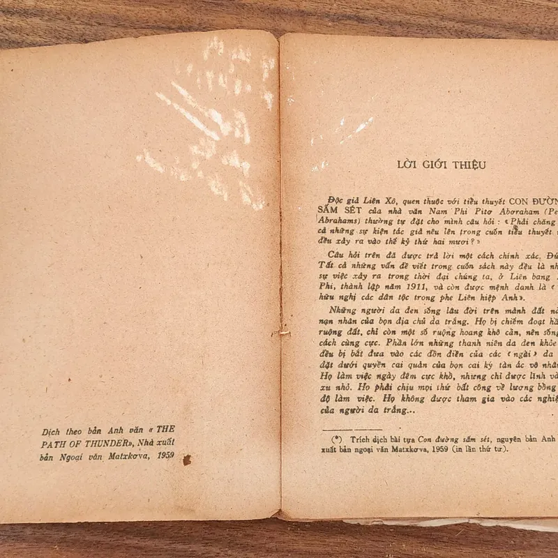 Tiểu thuyết CON ĐƯỜNG SẤM SÉT, tác giả Peter Abrahams 705079