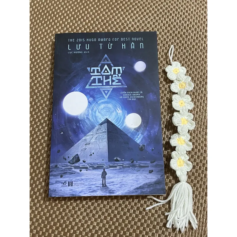 Tam Thể - Lưu Từ Hân ( tặng kèm dây hoa đan len) 1000025