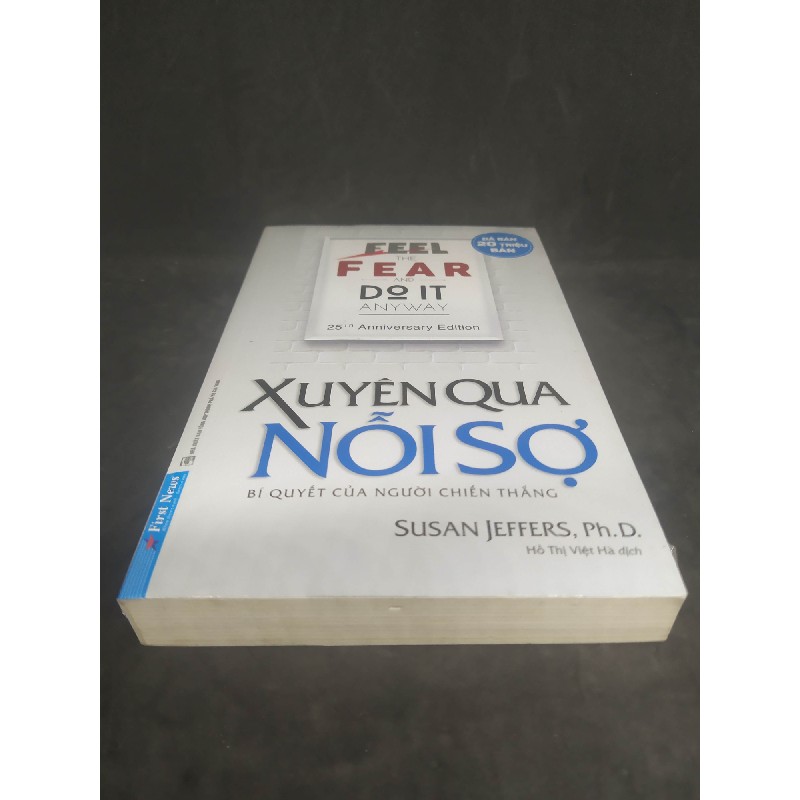 Xuyên qua nỗi sợ mới 90% HCM2912 39053