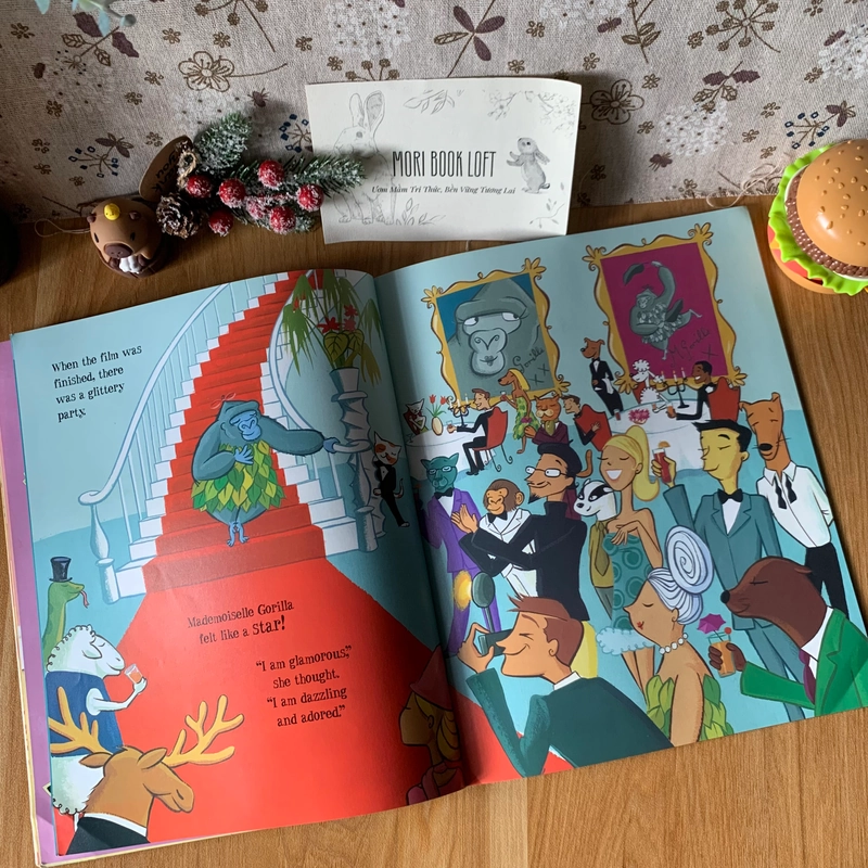 Sách tranh tiếng anh Mademoiselle Gorilla, Used, Picture Book For Kids 459548