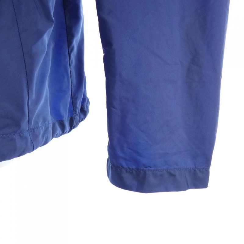 Áo khoác PRADA với logo hình tam giác 29Z597 R142 Q04 631906