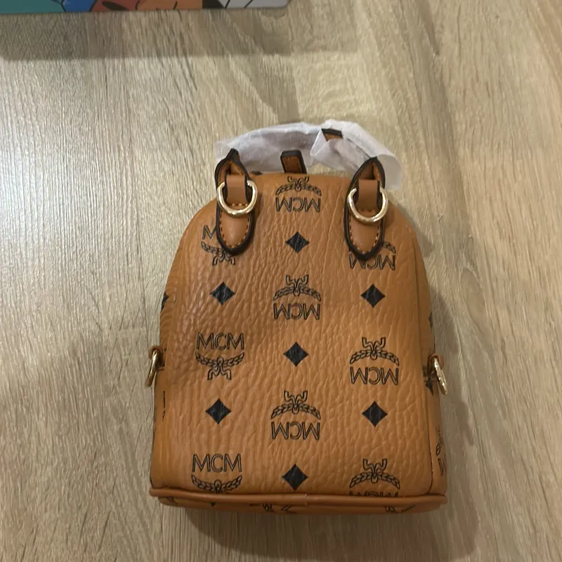 BALO MINI MCM DA MÀU NÂU CHẤT LƯỢNG 1021540