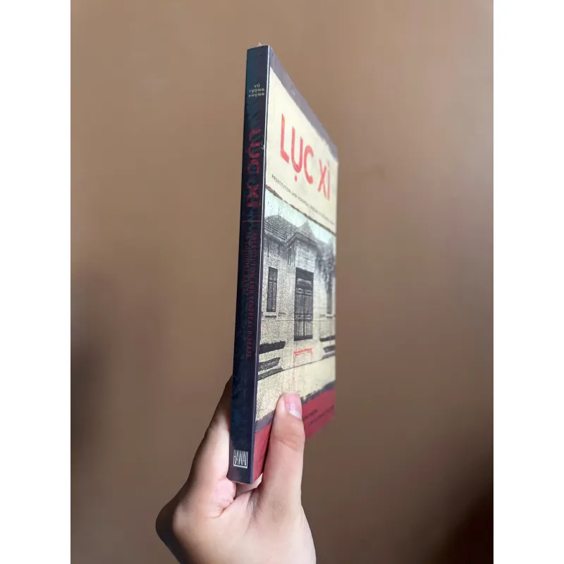 Lục Xì - Vũ Trọng Phụng (Sách Tiếng Anh) 750261