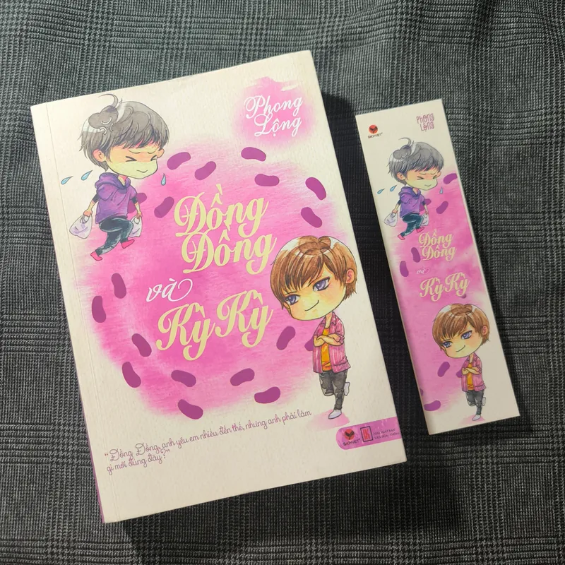 (Đam mỹ) Đồng Đồng và Kỳ Kỳ - Phong Lộng (Kèm Bookmark) 597877